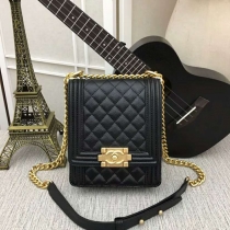 シャネルバッグコピー 2024新作 BOY CHANEL ハンドバッグ ch67088A-3