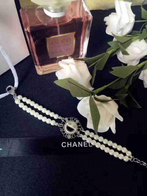 シャネルコピー ブレスレット CHANEL 2024秋冬新品 レディース ブレスレット 独特な魅力 腕輪 chbracelet161025-1