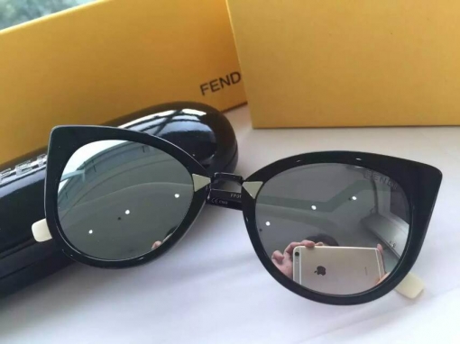 2024春夏新作 フェンディコピー サングラス FENDI レディース UVカット サングラス fdglass150713-11