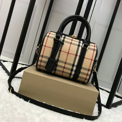 バーバリーコピー バッグ BURBERRY 2024新作 斜ショルダーバッグ  bur9011