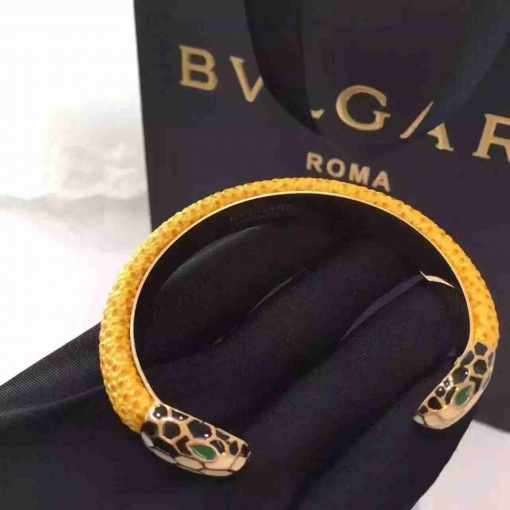 ブルガリコピー ブレスレット BVLGARI 2024秋冬新作 レディース 独特な魅力 ブレスレット 腕輪 bvbracelet160901-2