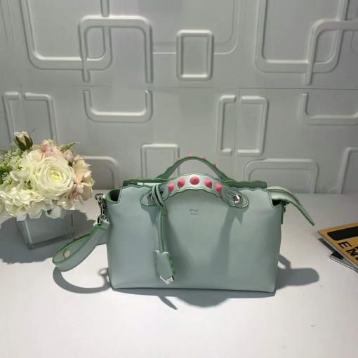 FENDI 偽物フェンディ バッグ 2024最新作 かわいい 手提げショルダーバッグ fdbag2791-3