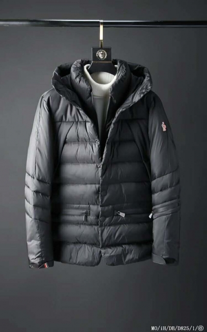 モンクレール服コピー MONCLER 2024新作 メンズファッション ダウンジャケット D825