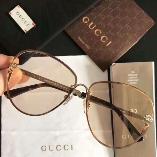 GUCCI 偽物グッチ サングラス 2024新作 マルチカラー ビッグフレーム サングラス giyj1751818-4