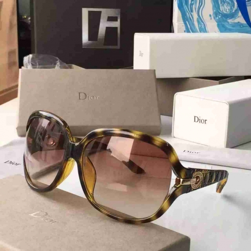 ディオールコピー サングラス CHRISTIAN DIOR 2024春夏新作 UVカット 偏光オーバーサングラス drglass160520-11