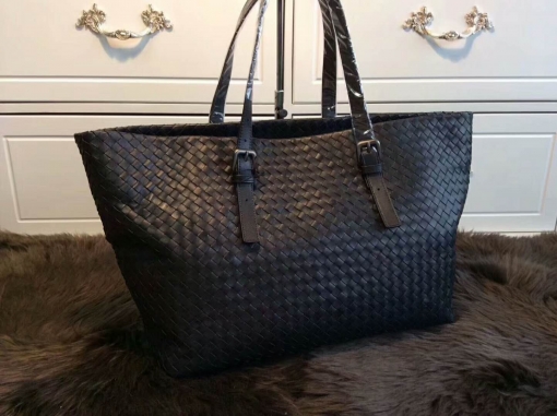 偽物ボッテガヴェネタ バッグ 2024新作BOTTEGA VENETA レディース 大容量 ショッピングバッグ bvb1026-1