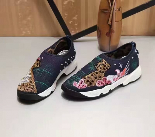 ディオールコピー 靴 DIOR 2024秋冬新作 レディース カジュアル おしゃれ刺繍 スニーカー drshoes161031-2