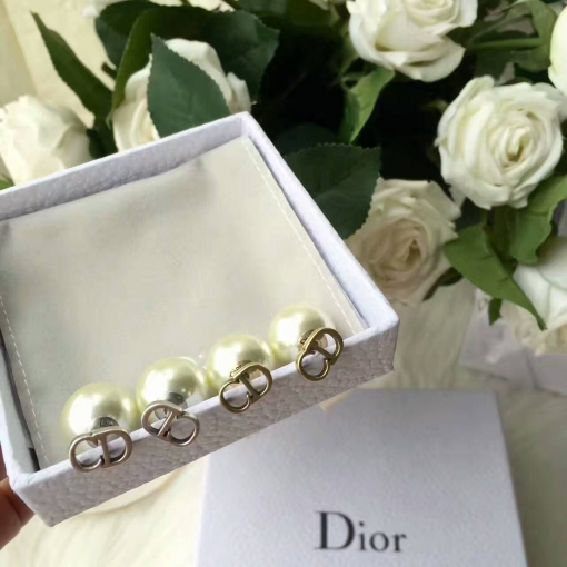 ディオールコピー ピアス DIOR 2024最新作 通勤·通学や旅行など レディース ピアス diorrings170412-3