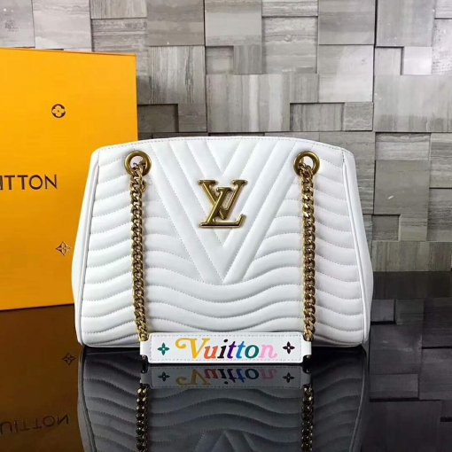 ルイヴィトン偽物 バッグ LOUIS VUITTON 2024新作 チェーントート M51496