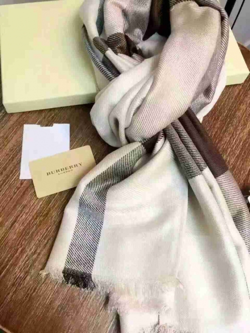 バーバリーコピー マフラー 2024最新作 BURBERRY オシャレ 秋冬新品 ウール マフラー burmuffle161211-7