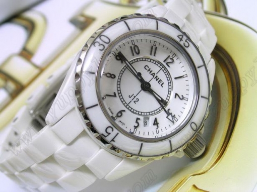 シャネルChanel J12 White Ceramic Ladies Swiss Quartz Taiwan versionクオーツ　