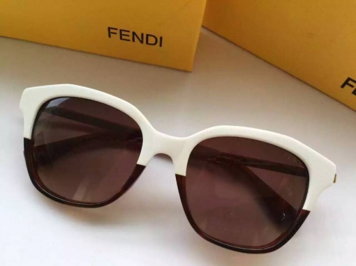 2024春夏新作 フェンディコピー サングラス FENDI レディース UVカット サングラス fdglass150713-7