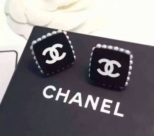 新品 シャネルコピー ピアス CHANEL 2024秋冬新作 レディース ピアス 魅力全開 chearrings161009-14