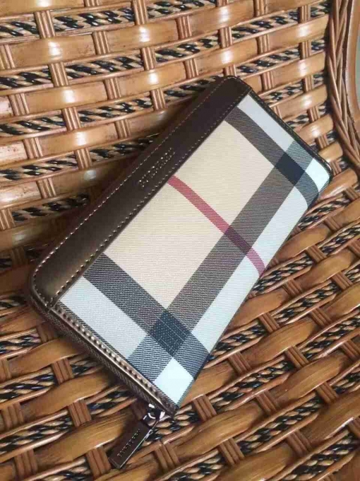 2024新品 バーバリーコピー 財布 BURBERRY 超人気 レディース ラウンドファスナー長財布 burqb161225-7