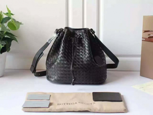 2024新作 ボッテガヴェネタコピー バッグ BOTTEGA VENETA  スエード 編み込み 斜め掛けショルダーバッグ bvb7654-3