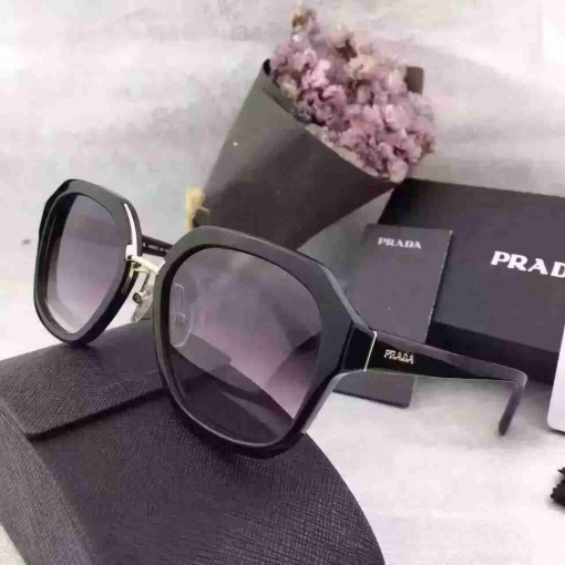 プラダコピー サングラス PRADA 2024秋冬新品 UVカット ファッション サングラス prglass160906-9