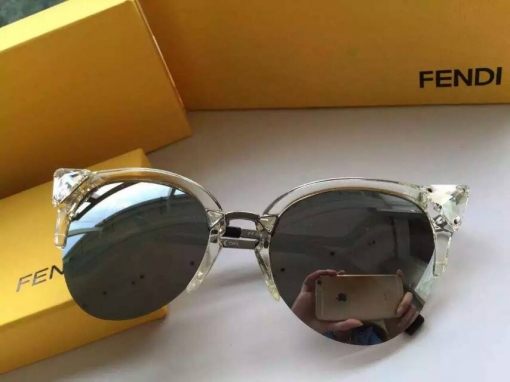 2024春夏新作 フェンディコピー サングラス FENDI レディース UVカット サングラス fdglass150713-21