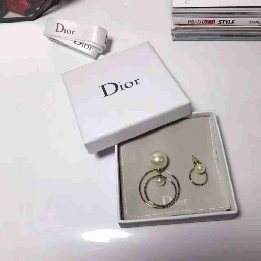 ディオールコピー ピアス DIOR 2024最新作 レディース 上質で 優雅な ピアス drearrings161124-12