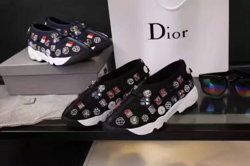 ディオールコピー 靴 DIOR 2024秋冬新作 レディース カジュアル おしゃれ刺繍 スニーカー drshoes161031-8