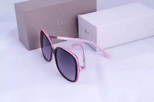 ディオールコピー サングラス 2024春夏新作 CHRISTIAN DIOR UVカット 高品質 サングラス drglass160723-29