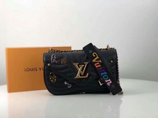 ルイヴィトンバッグコピー LOUIS VUITTON 2024新作 高品質 ニューウェーブ チェーンバッグ MM M52913