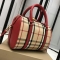 バーバリーコピー バッグ BURBERRY 2024新作 斜ショルダーバッグ  bur9011