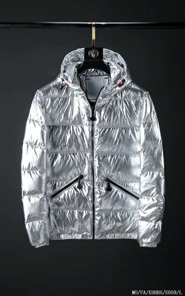モンクレール服コピー MONCLER 2024新作 メンズファッション ダウンジャケット E059