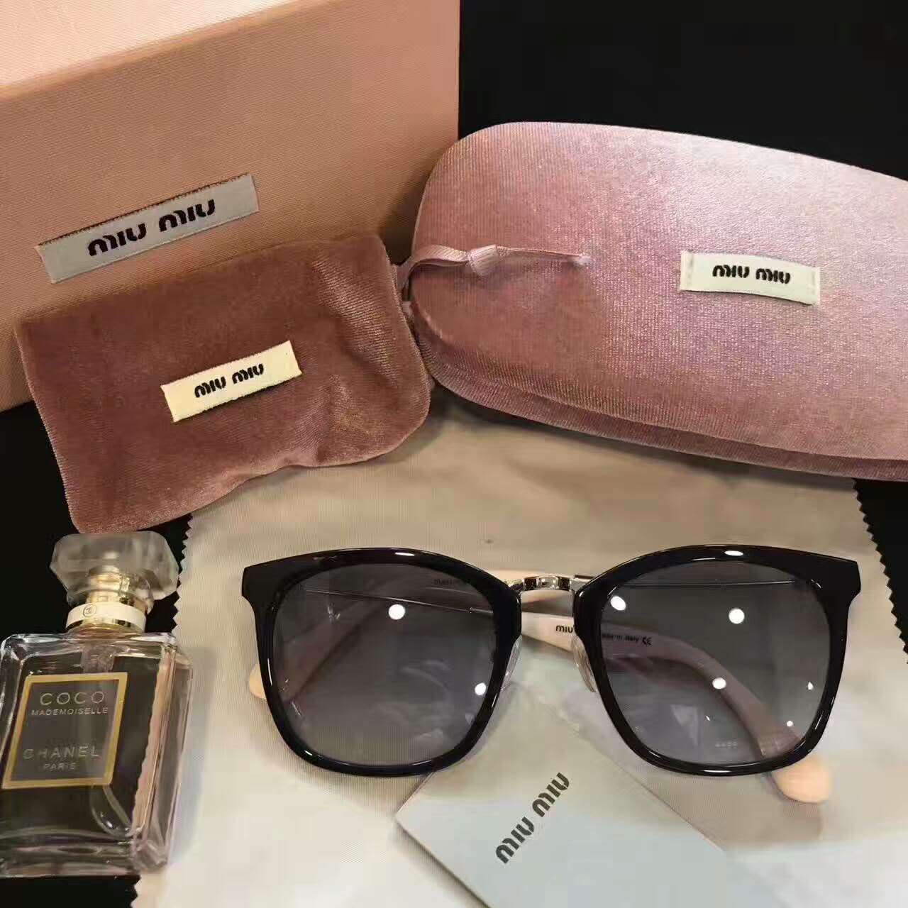 偽物ミュウミュウ サングラス MIUMIU 2024新作 ファッション サングラス mmyj1761615-2