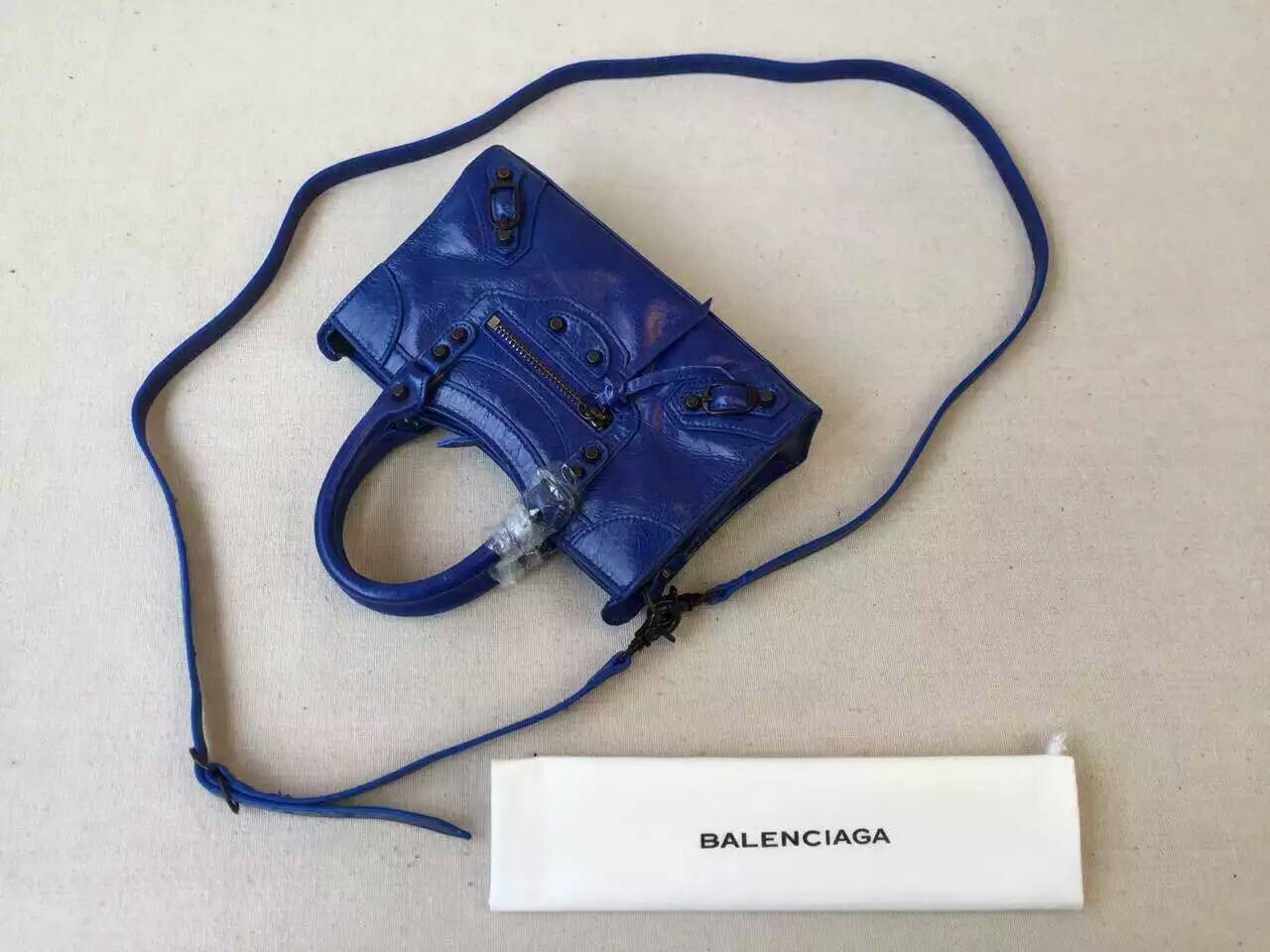 バレンシアガコピー バッグ BALENCIAGA 両用 ミニ レディース 斜め掛け 手提げバッグ babag151219-3