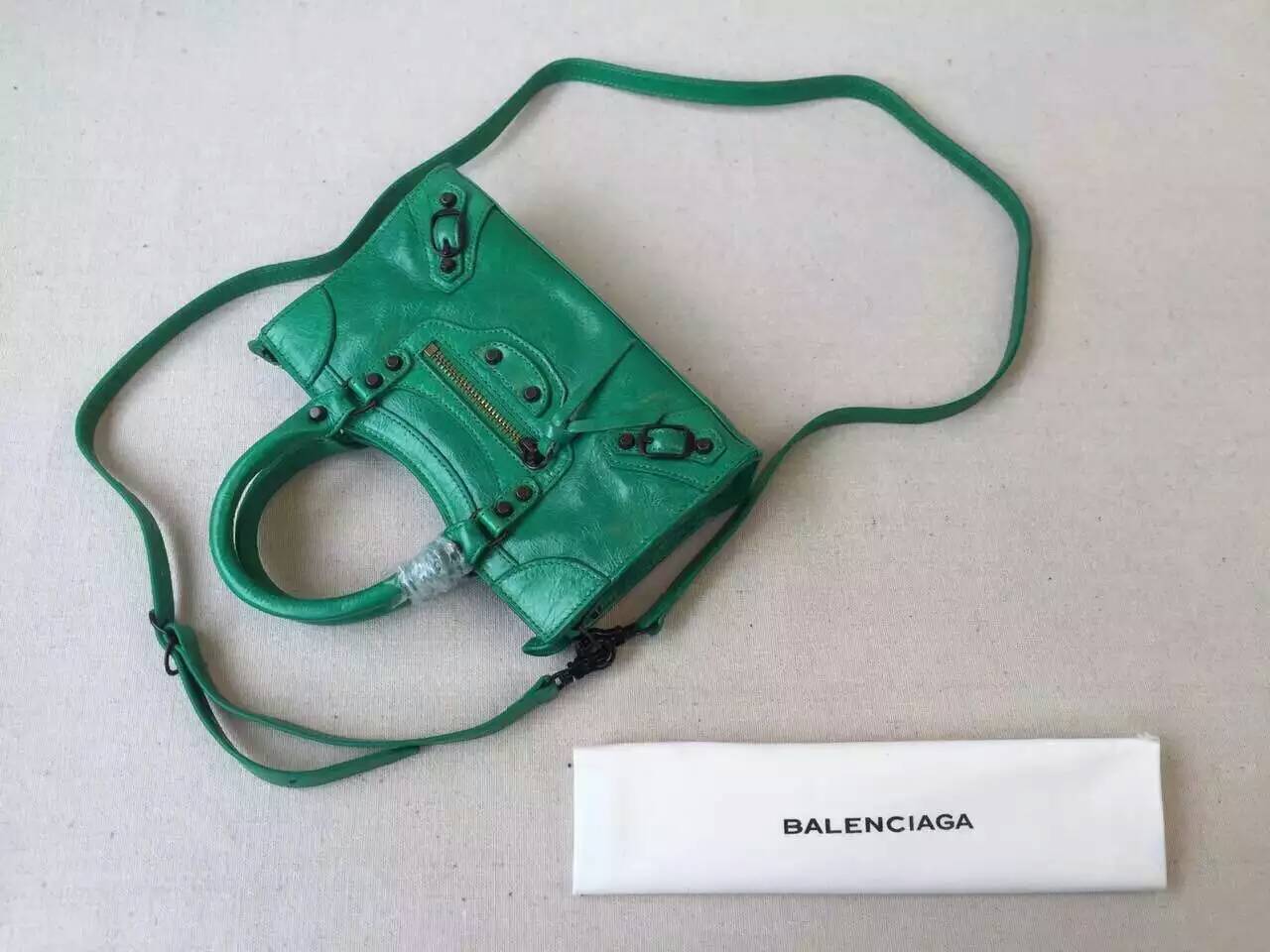 バレンシアガコピー バッグ BALENCIAGA 両用 ミニ レディース 斜め掛け 手提げバッグ babag151219-7