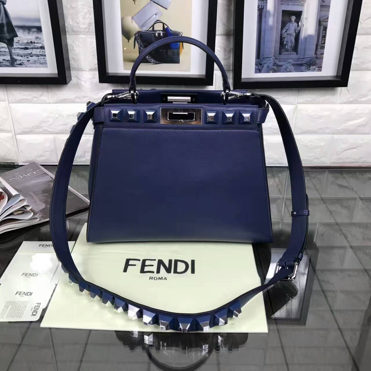 フェンディコピーバッグ 2024最新作 FENDI 大容量 リベット手提げショルダーバッグ fdbag2585-4