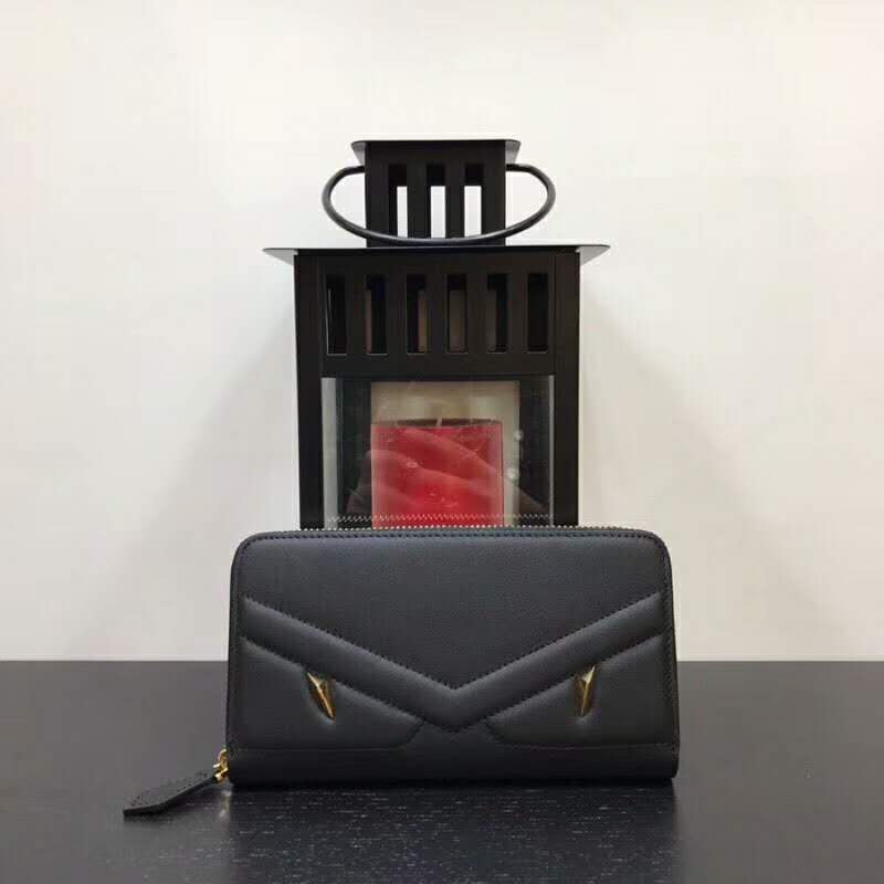 フェンディ財布コピー FENDI 2025新作 ラウンドファスナー長財布 fd190116p36-1