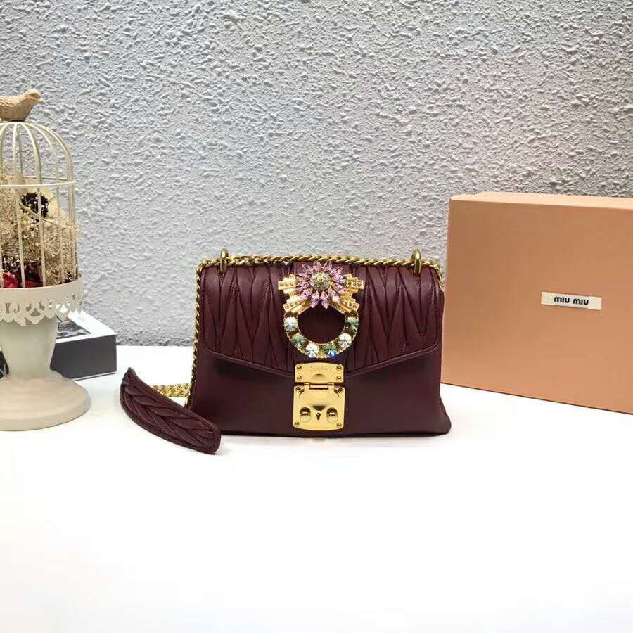 ミュウミュウバッグコピー MIUMIU 2024新作 高品質 Matelasse マテラッセ ショルダーバッグ 5BD103-3