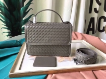 ボッテガヴェネタバッグコピー 2025新作 BOTTEGAVENETA イントレチャート ナッパ アラムナ バッグ 9156-4